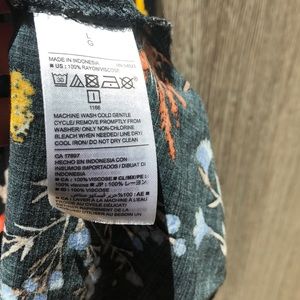 Old Navy Tops - Old Navy top Old Navy Tops - Old Navy top